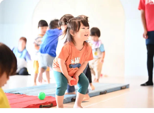 体操あそびの園児たち